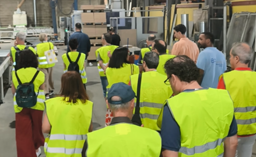Asociados de amucob visitan maderas undidas